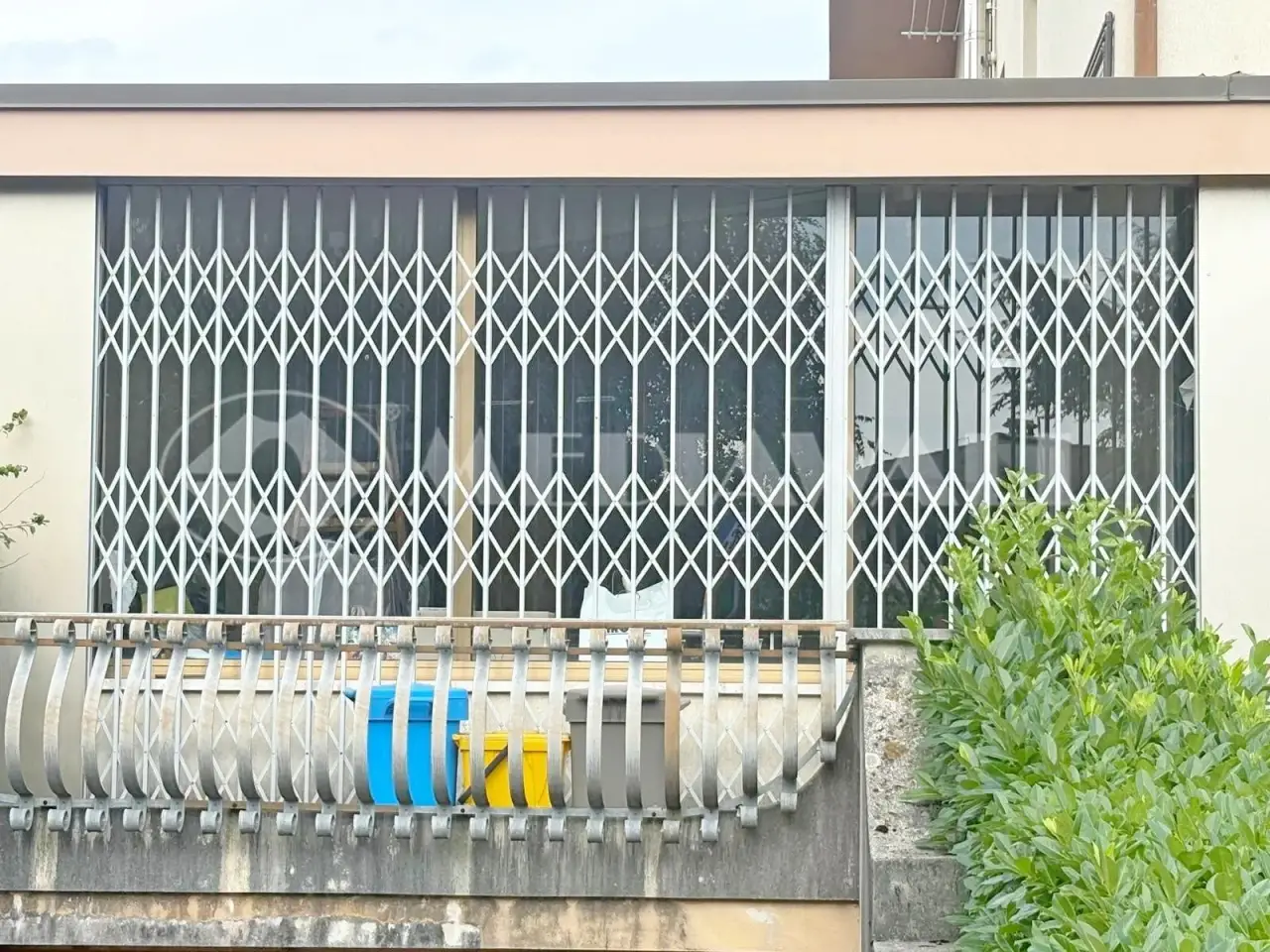 Palazzina commerciale in , Maniago, {3} - Foto 1