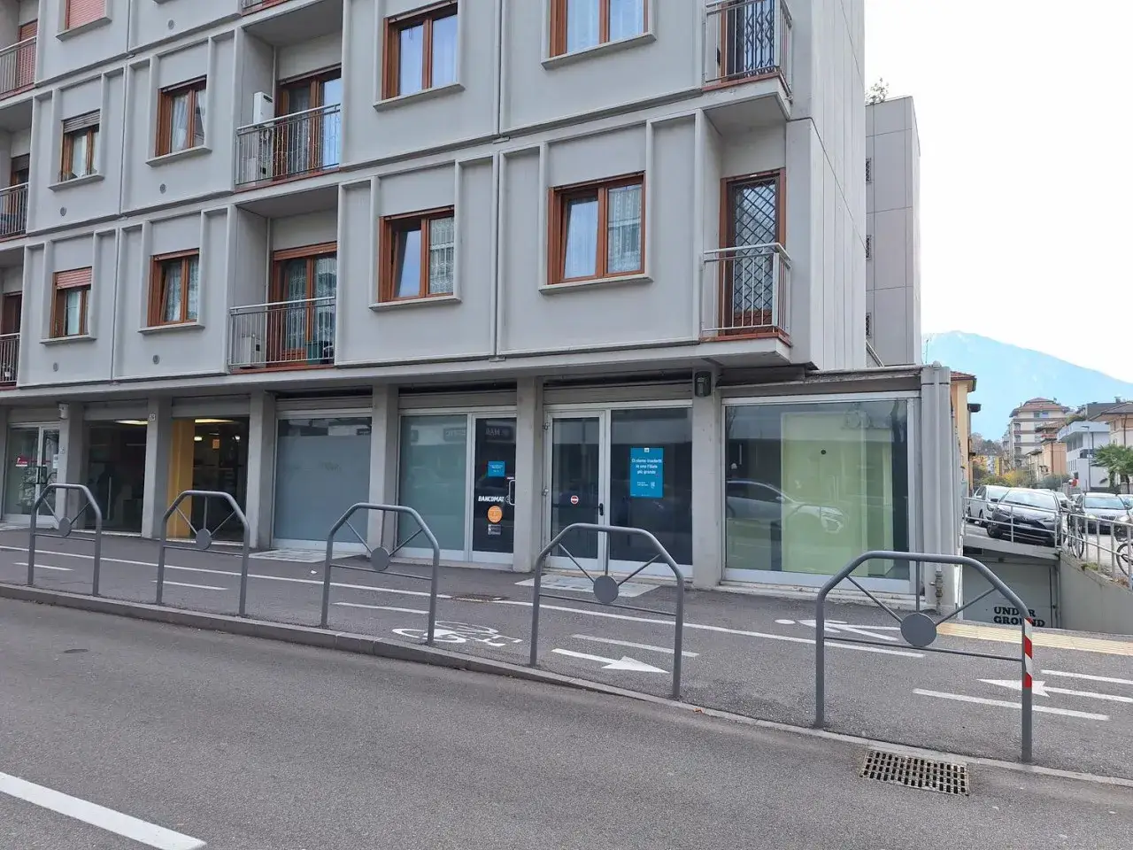 Negozio in Via Fratelli Perini, 26, 38122 Trento Tn, Italia, Trento, {3} - Foto 1
