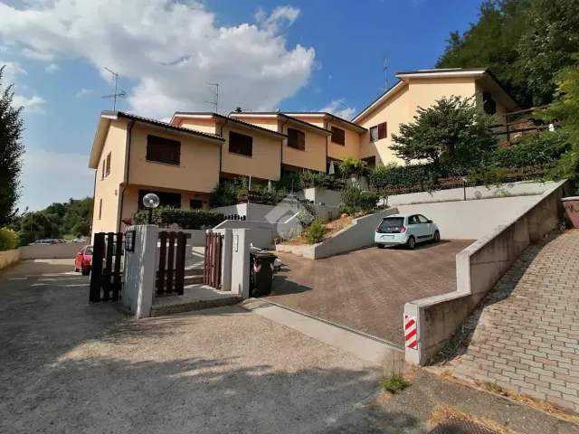 Villa a schiera in Via Cisoja 10, Valsamoggia - Foto 1