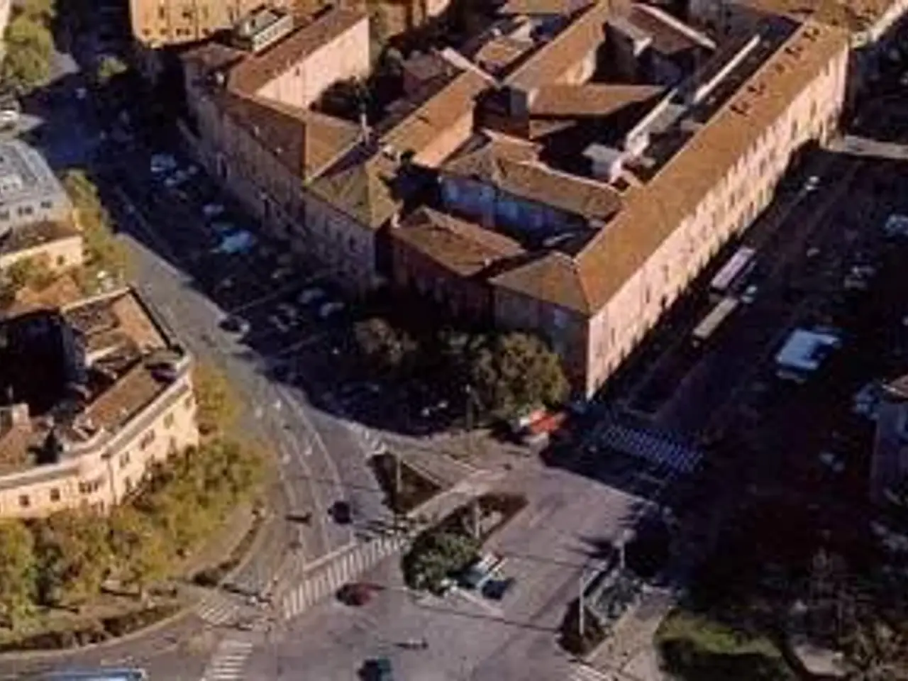 Negozio in Largo Aldo Moro, Modena, {3} - Foto 1