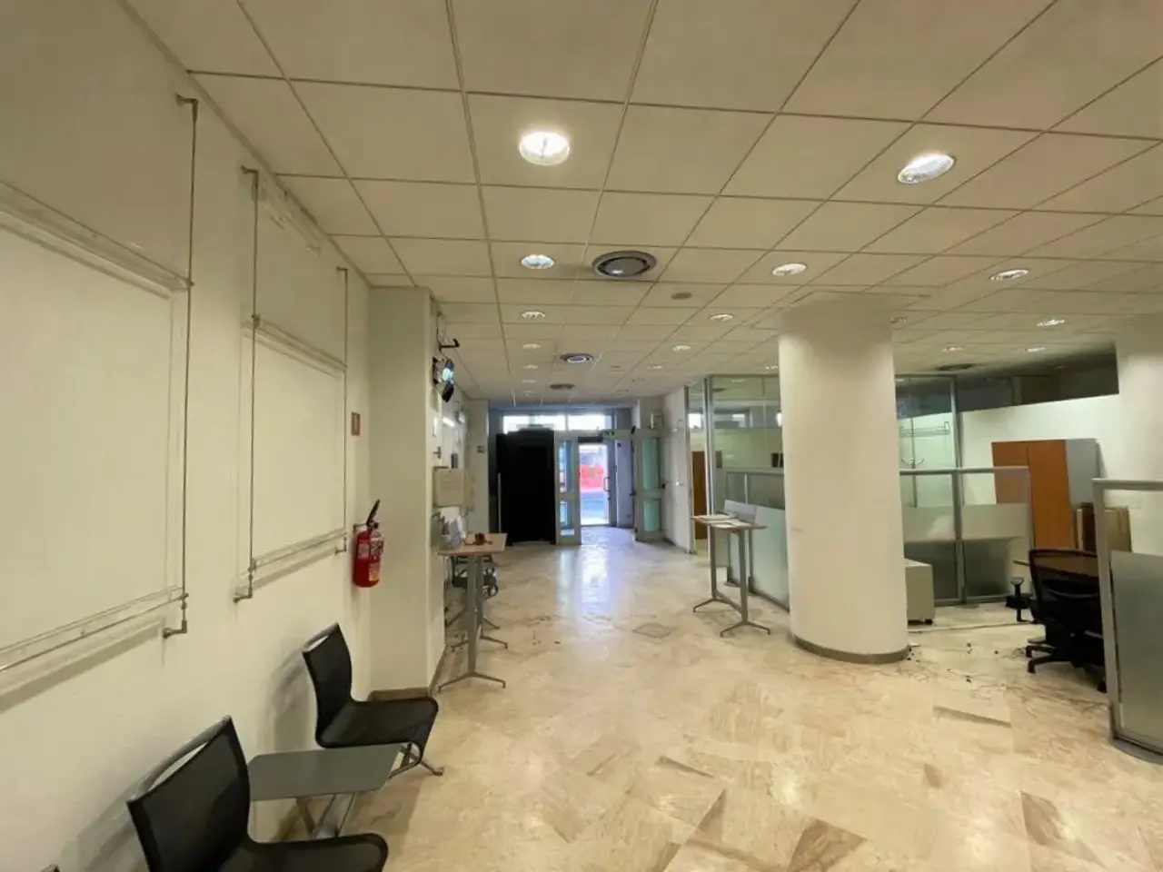 Negozio in Viale Sant'Avendrace 279, Cagliari, {3} - Foto 2