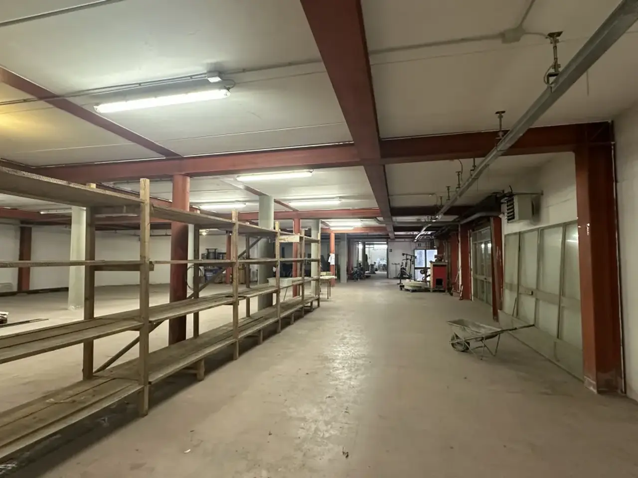 Magazzino in Via Algeri, Pontassieve, {3} - Foto 2