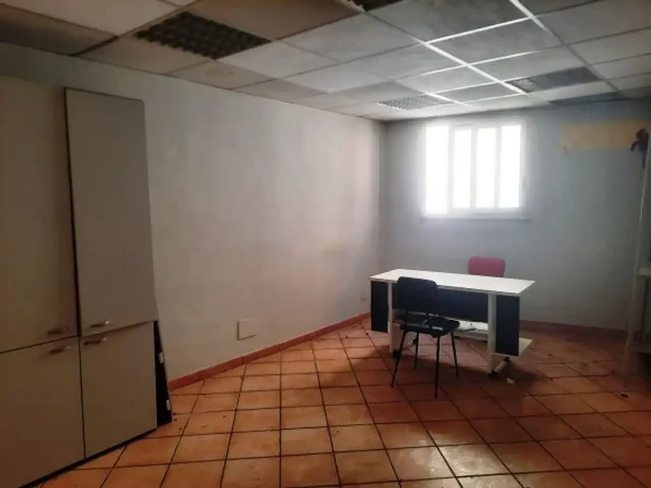 Ufficio in Via Emiro Giafar 1, Palermo, {3} - Foto 2