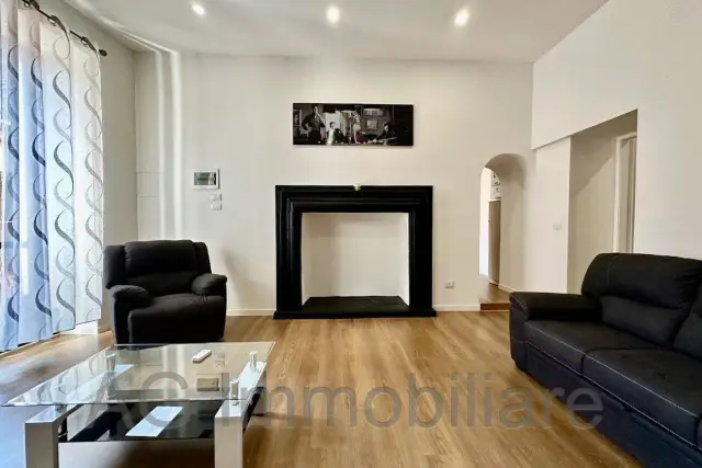 3-room flat in {3}, Vicolo del Molino 3 - Photo 1