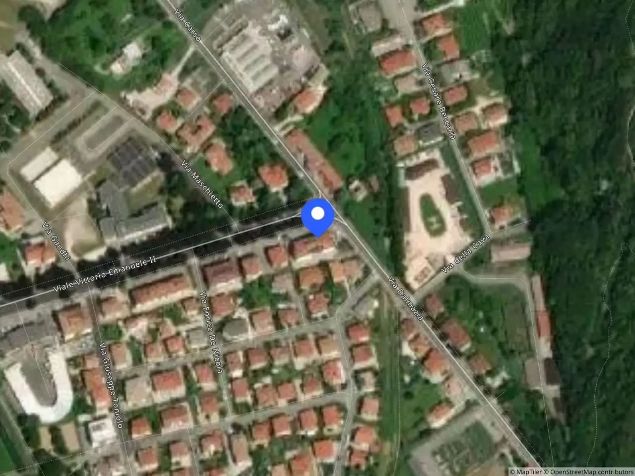 Negozio in Via Vittorio Emanuele II 152 152, Vittorio Veneto, {3} - Foto 2