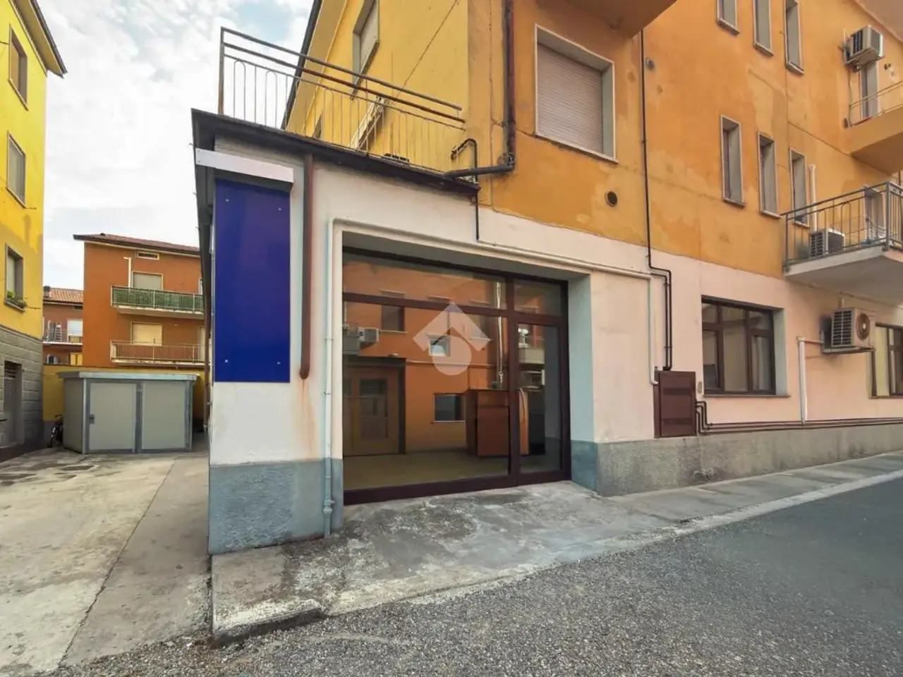 Negozio in Via Emilia Parmense, Piacenza, {3} - Foto 1