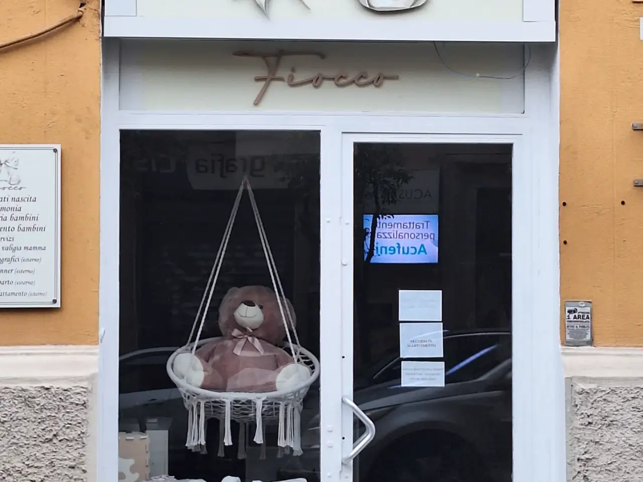 Negozio in Via Monte Santo 91, Cosenza, {3} - Foto 1