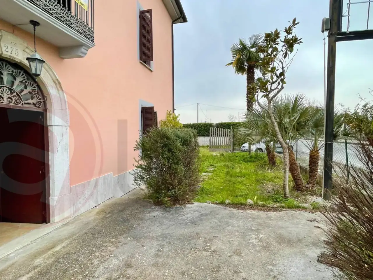 Albergo in Via Casilina, Colfelice, {3} - Foto 1