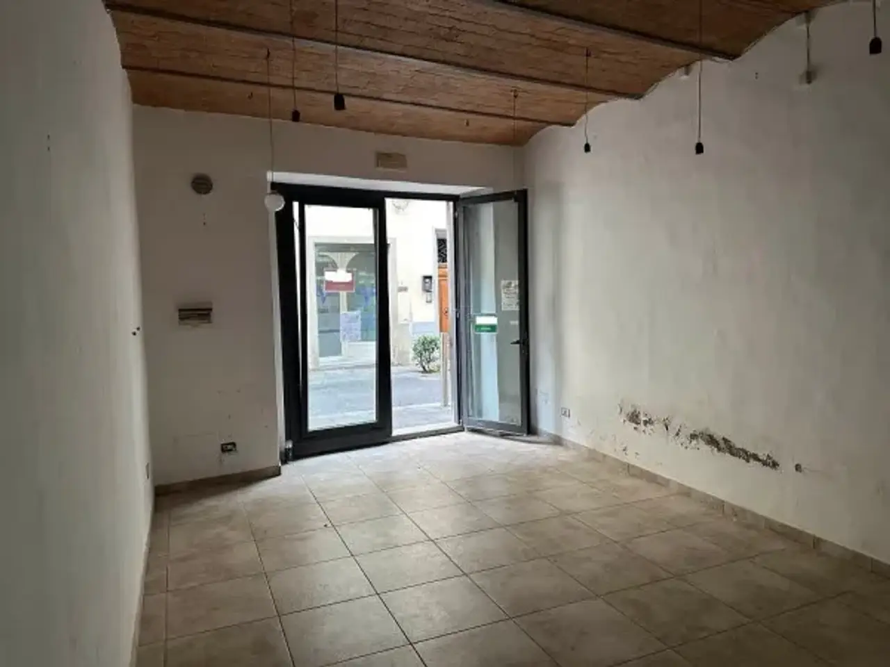 Negozio in Borgo Sarchiani 1, San Casciano In Val Di Pesa, {3} - Foto 1