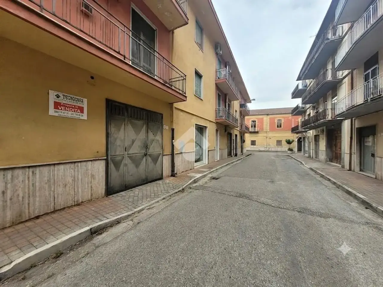 Laboratorio in Via Aldo Moro 12, Airola, {3} - Foto 1