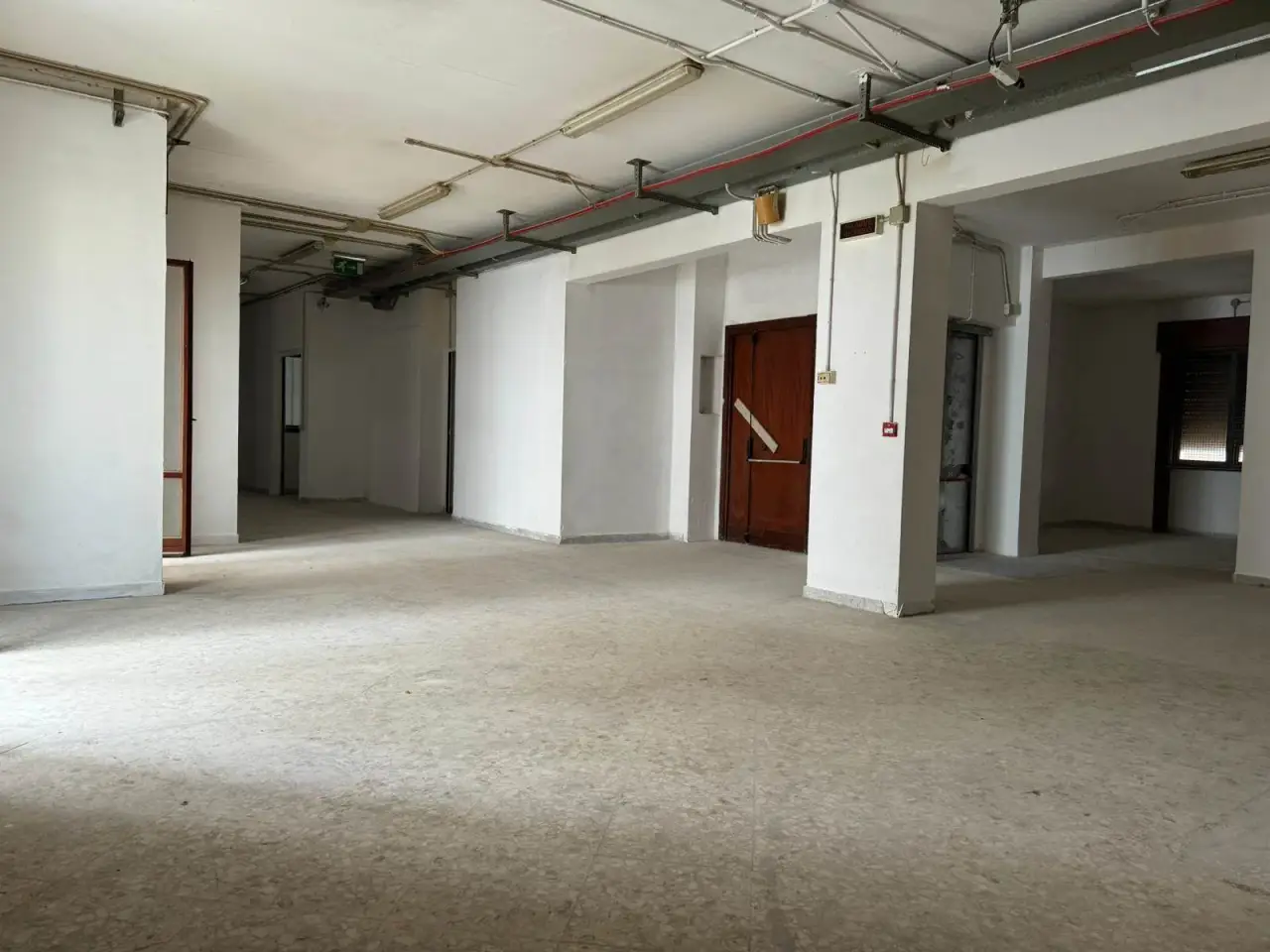 Ufficio in Via Santa Margherita, Salerno, {3} - Foto 1