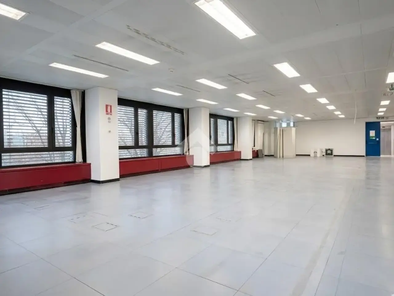 Ufficio in Via Enrico Mattei 102, Bologna, {3} - Foto 1