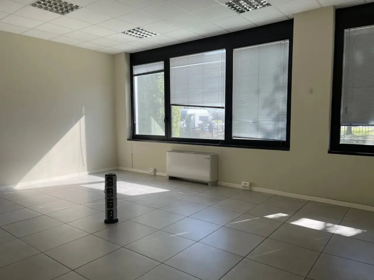 Ufficio in Via Giuseppe di Vittorio, Inzago, {3} - Foto 1