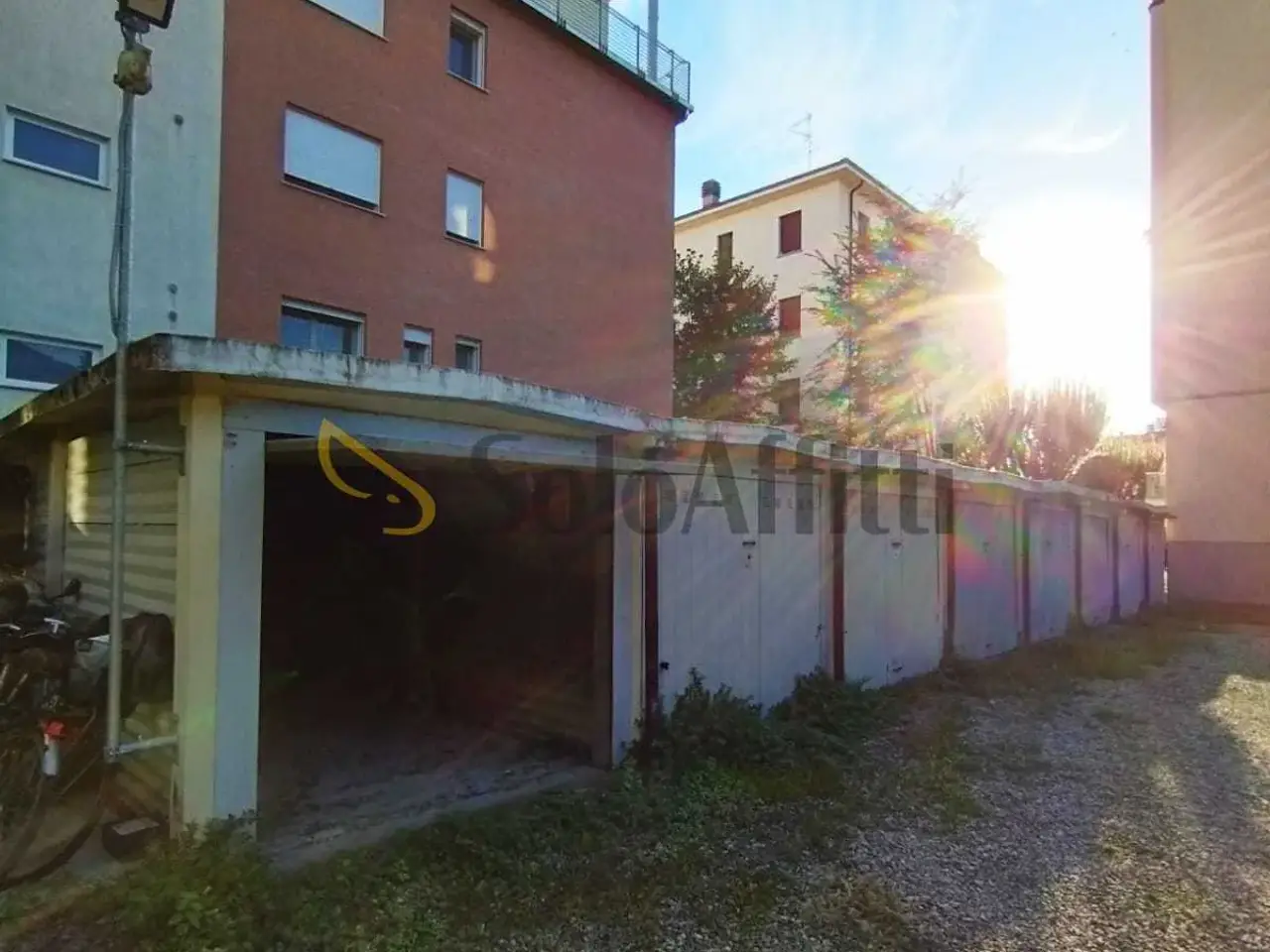 Parcheggio chiuso in Via Lodovico Scapinelli, Modena, {3} - Foto 1