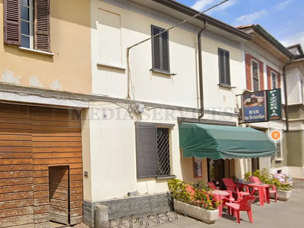 Negozio in Via San Bernardino N° 10, Sannazzaro De' Burgondi, {3} - Foto 1