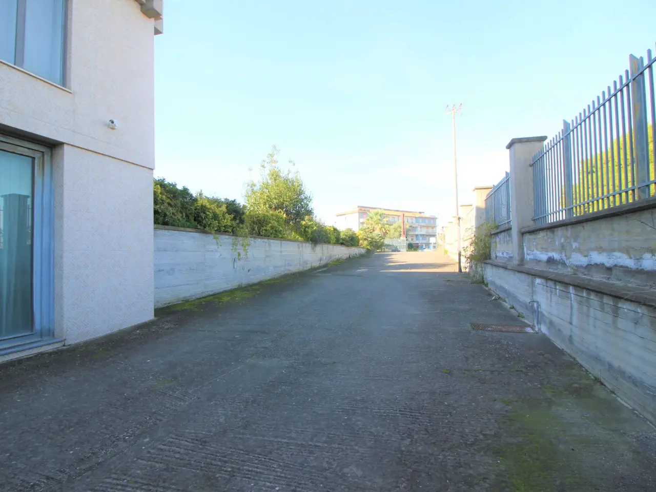Negozio in Via Rinaudo, Belpasso, {3} - Foto 2