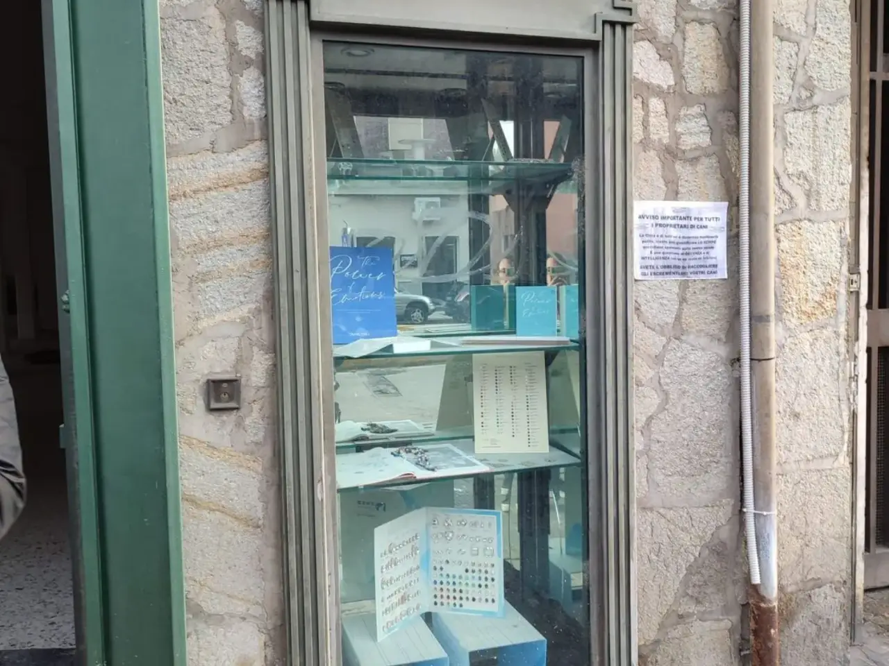 Locale commerciale in Via Nuova Poggioreale, Poggioreale, Municipalità 4, Napoli, Campania, 80143, Italia, Napoli, {3} - Foto 1