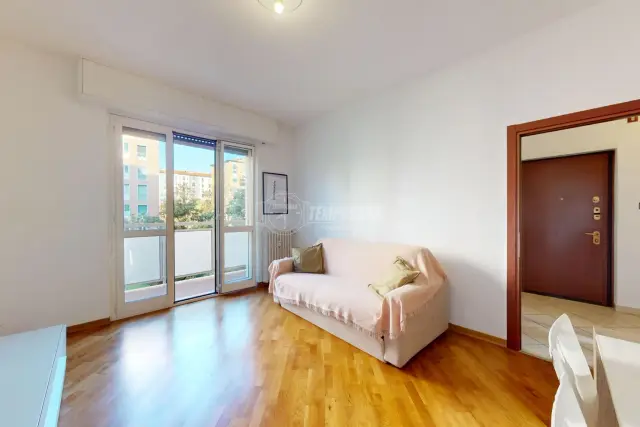 2-room flat in Via degli Astri 22, Milano - Photo 1