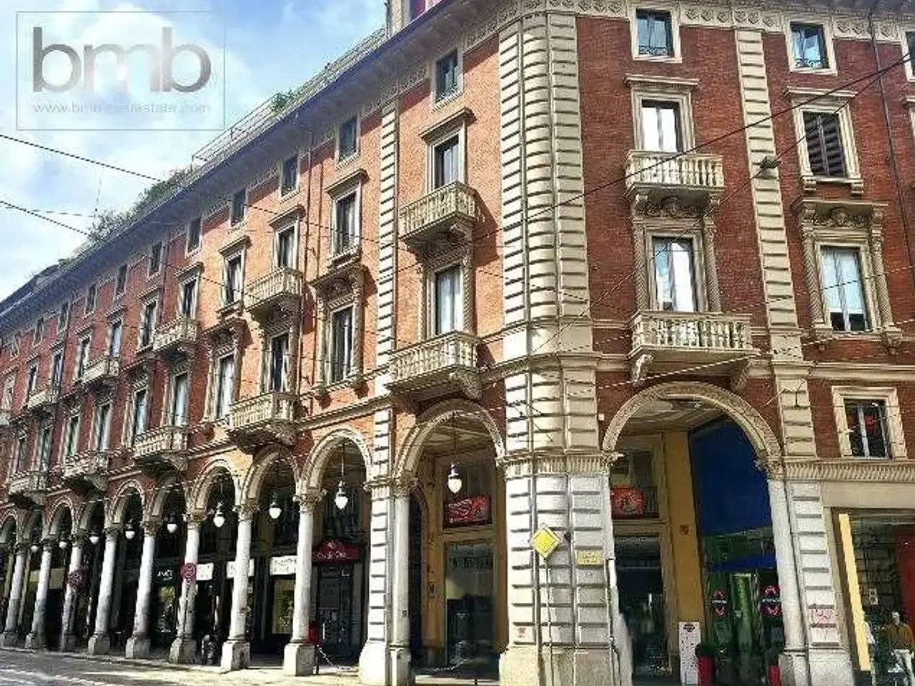 Ufficio in Via Pietro Micca 20, Torino, {3} - Foto 1