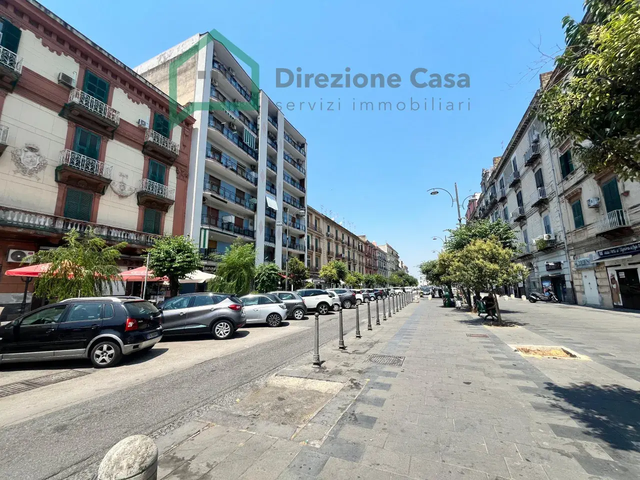Negozio in Viale Margherita, Napoli, {3} - Foto 1