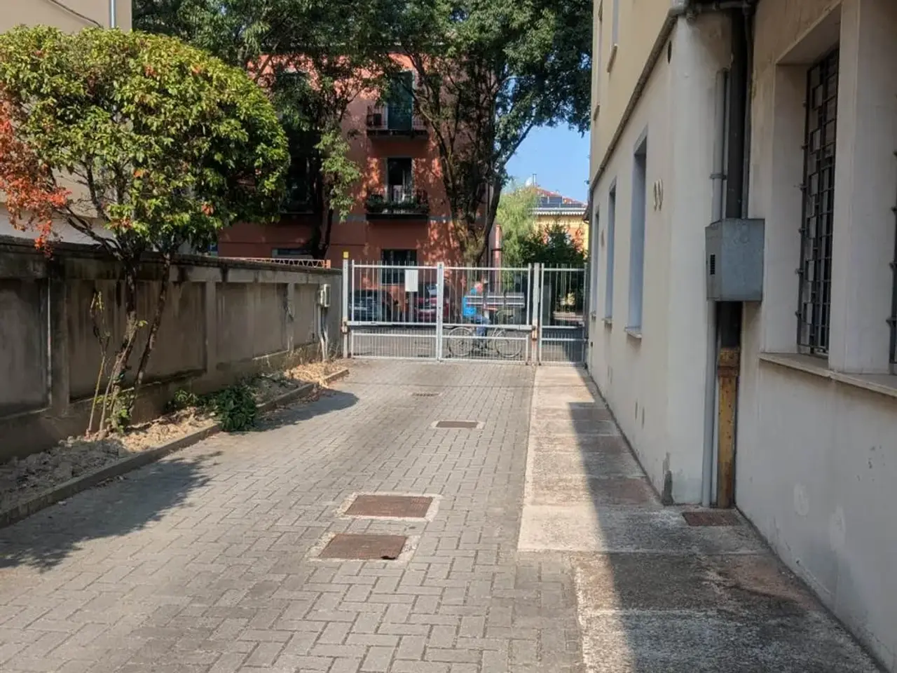 Ufficio in , Modena, {3} - Foto 2