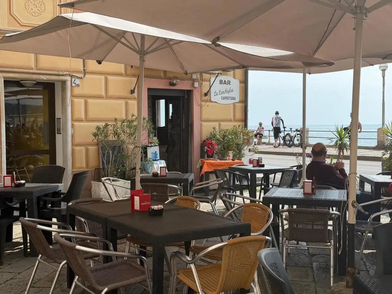 Bar in Via Santa Caterina 38, Varazze, {3} - Foto 1