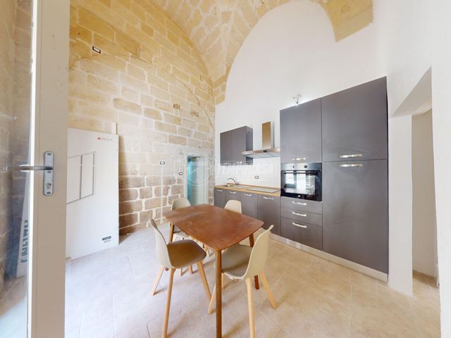 2-room flat in Piazzetta dei Saraceni 5, Lecce - Photo 1