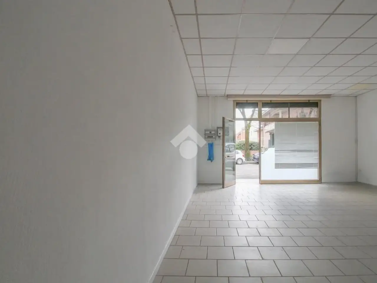Ufficio in Viale della Libertà, Vignola, {3} - Foto 1