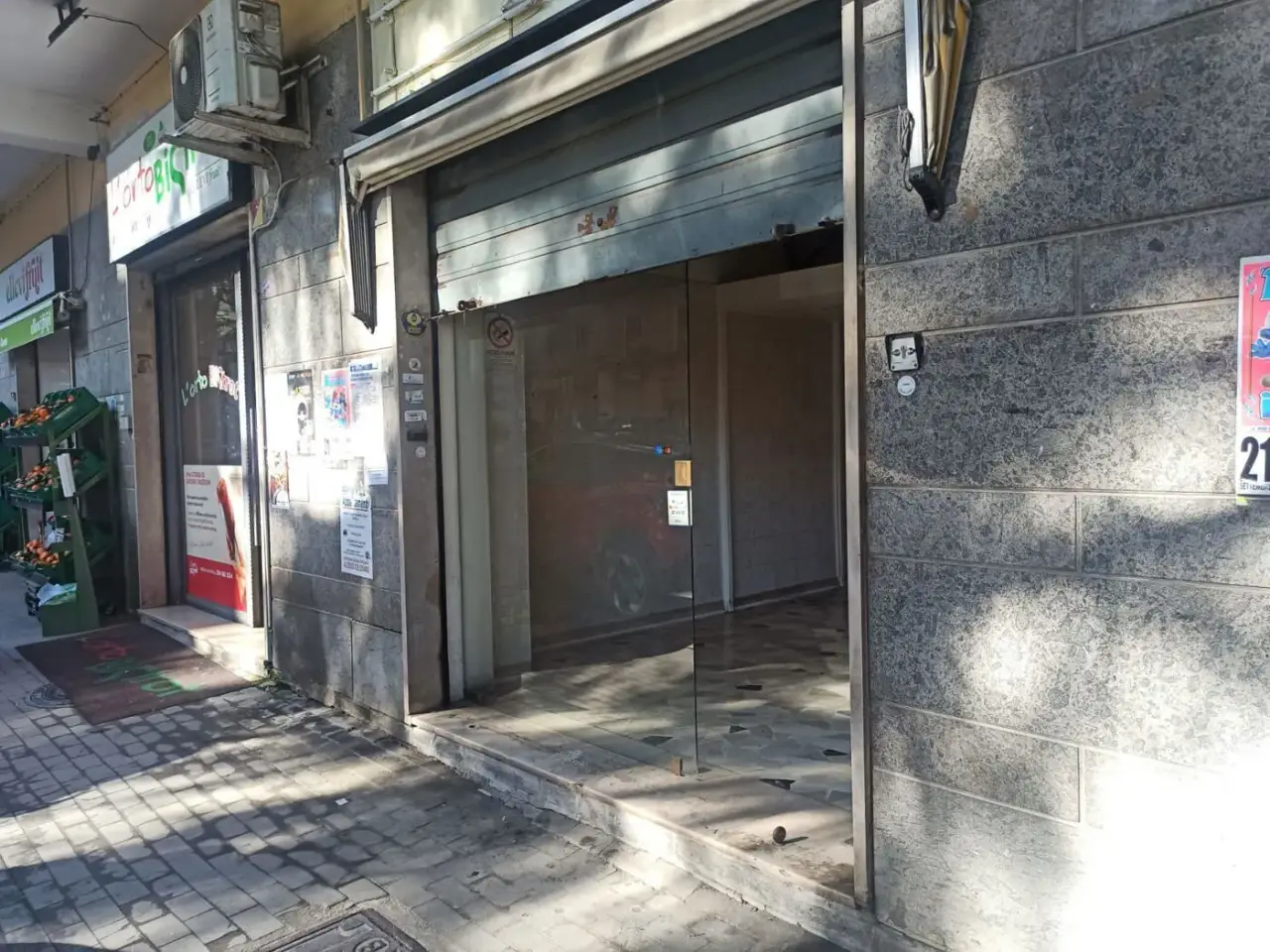 Palazzina commerciale in Via Nicola Sala 5, Benevento, {3} - Foto 1