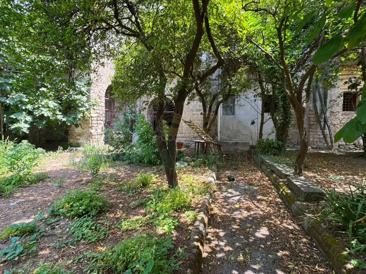 Magazzino in Viale De Lucia, Mugnano Del Cardinale, {3} - Foto 1