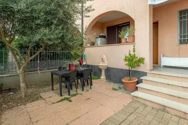 Villa a schiera in Via Ippolito Nievo, Campi Bisenzio - Foto 1