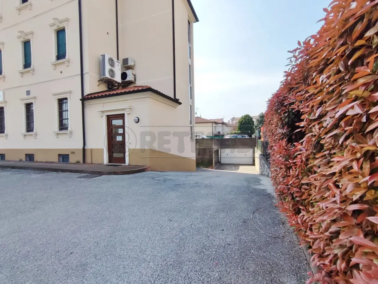 Parcheggio chiuso in , Sarego, {3} - Foto 2