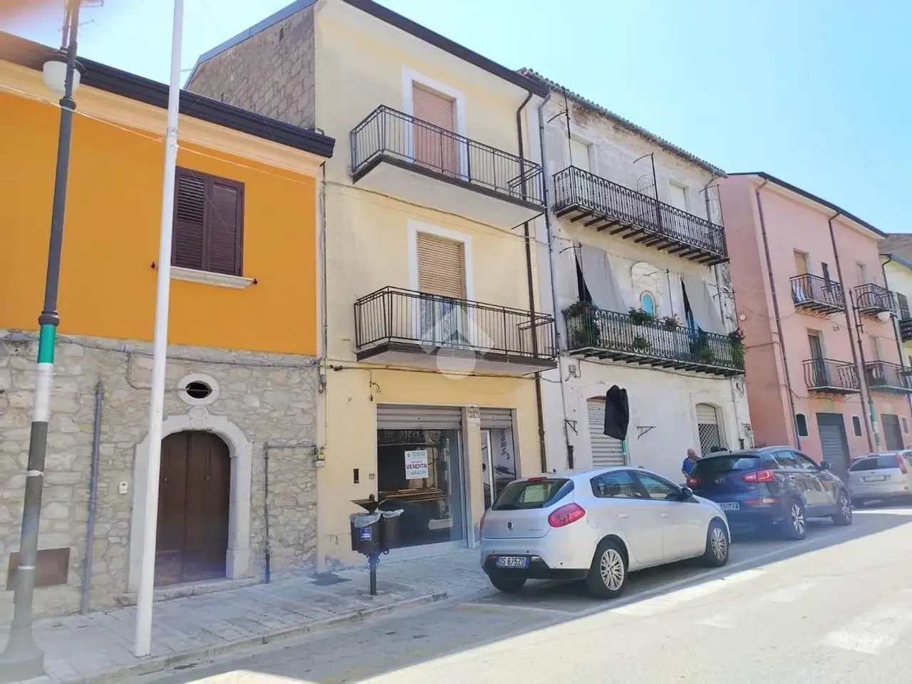 Negozio in Via dell'Olio, Montefalcione, {3} - Foto 1