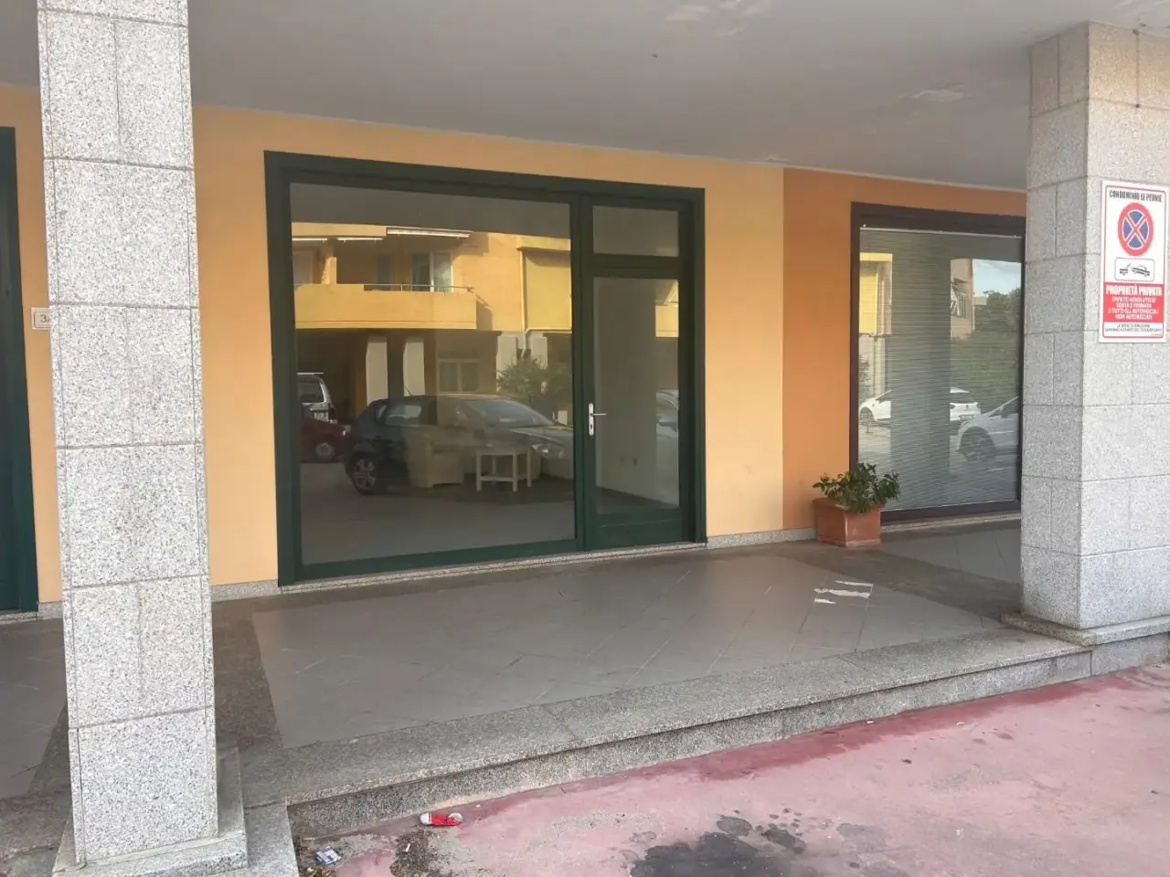 Negozio in , Palau, {3} - Foto 1
