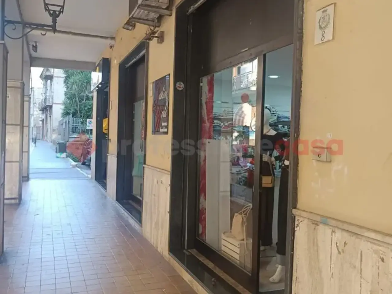 Negozio in Via Rescigno 8/10, Castel San Giorgio, {3} - Foto 1