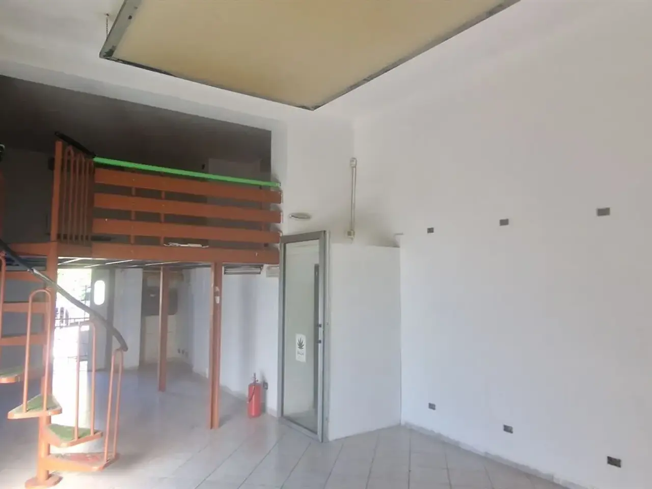 Negozio in , Arcore, {3} - Foto 2