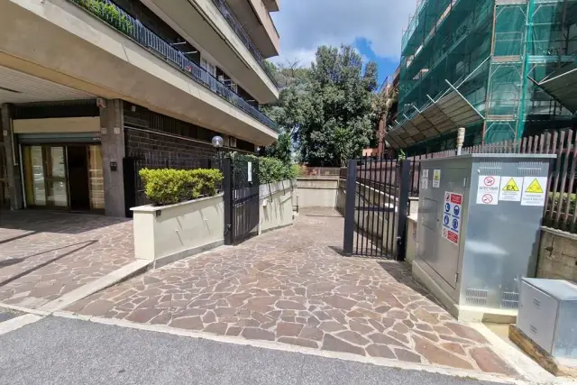 Garage or car box in Piazza Antonio Baldini, Roma - Photo 1