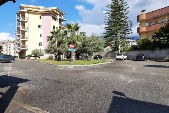 Quadrilocale in Via Francesco Cilea, Lamezia Terme - Foto 1