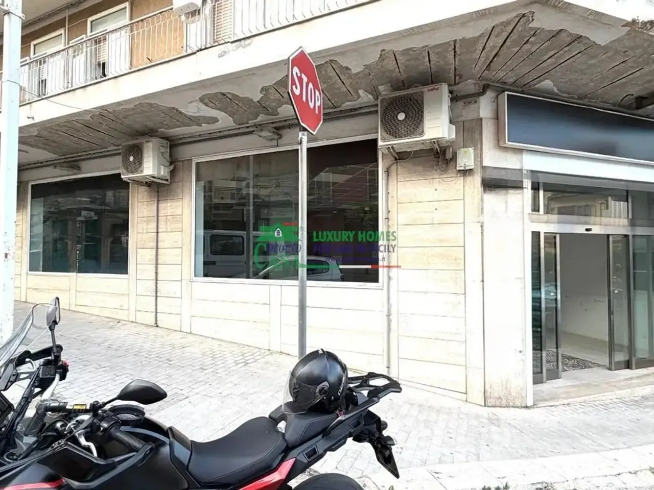 Palazzina commerciale in Via delle Palme, Ragusa, {3} - Foto 2