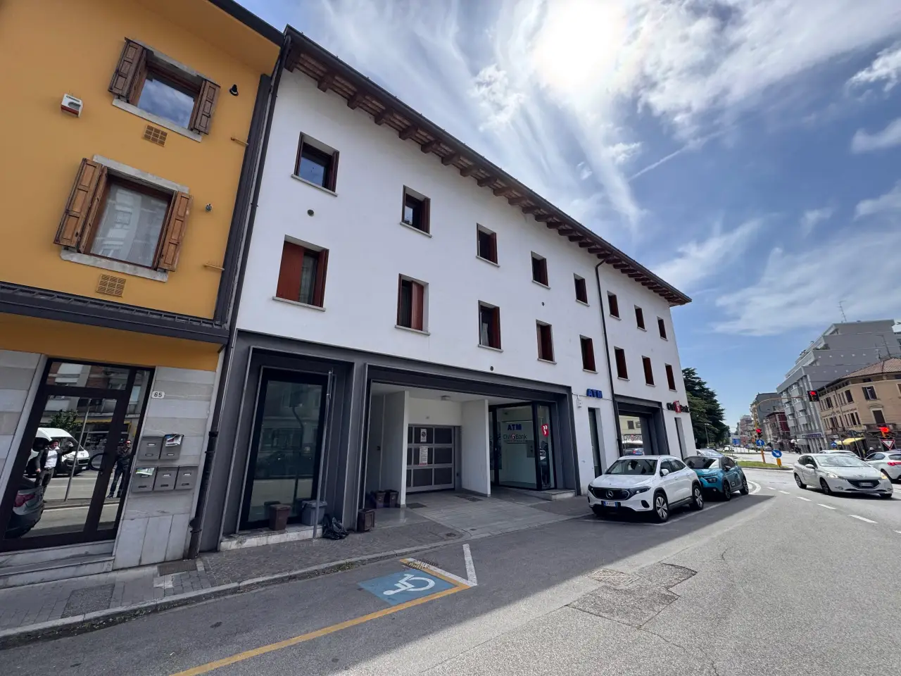 Negozio in , Udine, {3} - Foto 1