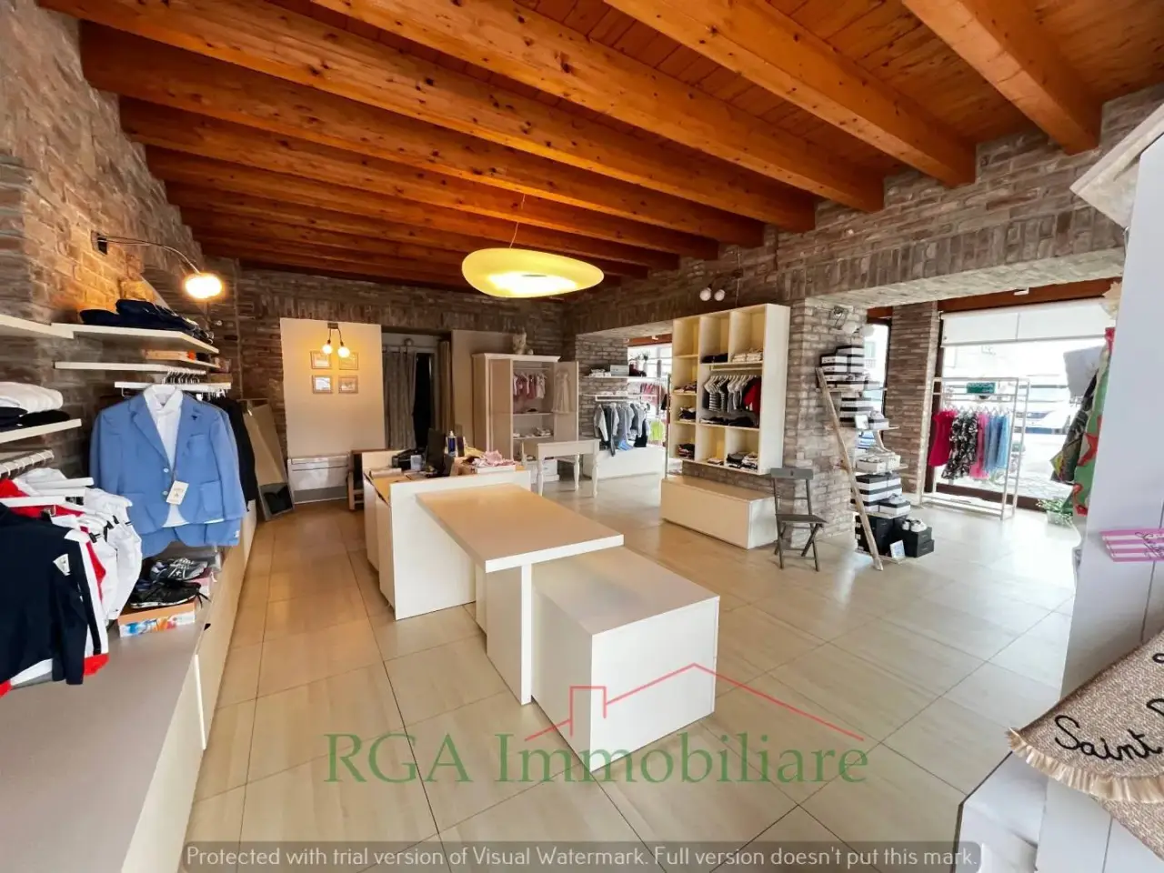 Locale commerciale in Via Tonale, Albano Sant'Alessandro, {3} - Foto 2