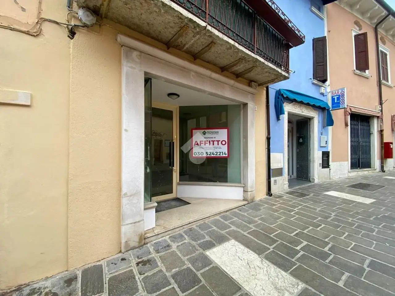 Ufficio in Via Giuseppe di Vittorio 61, Desenzano Del Garda, {3} - Foto 1