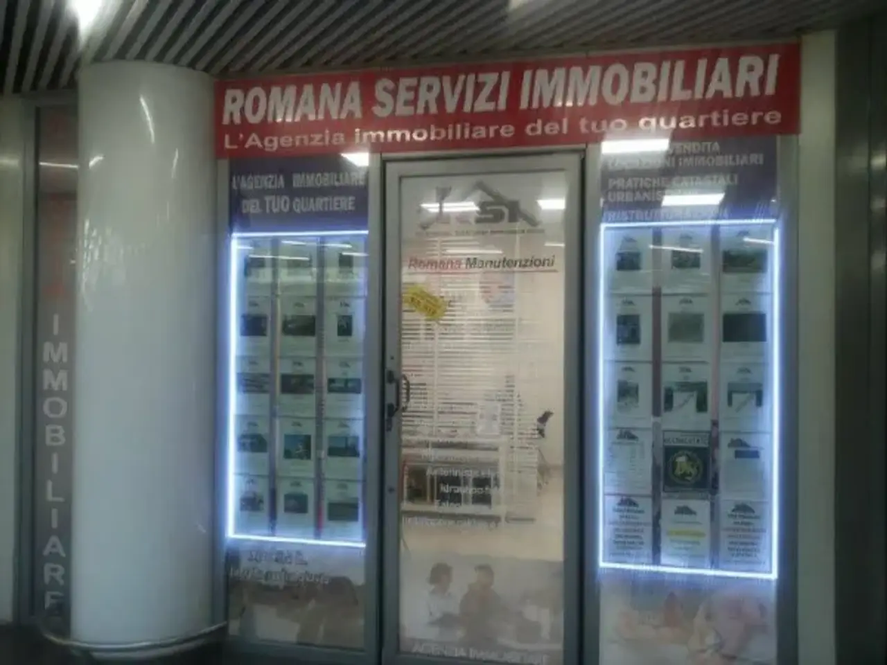 Negozio in Via Mario Rigamonti, Roma, {3} - Foto 1