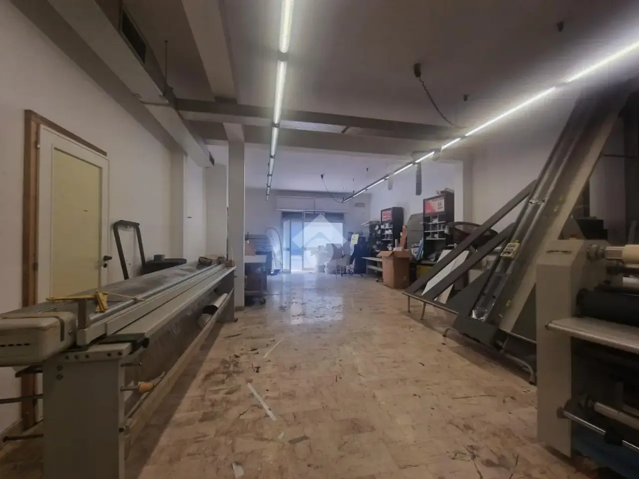 Negozio in Via Generale dei Medici 23, Alcamo, {3} - Foto 1