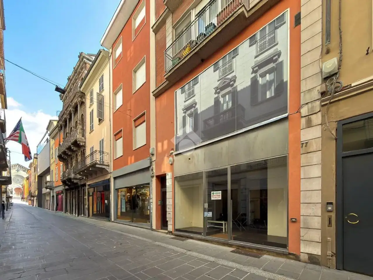 Negozio in Via XX Settembre 77, Piacenza, {3} - Foto 1