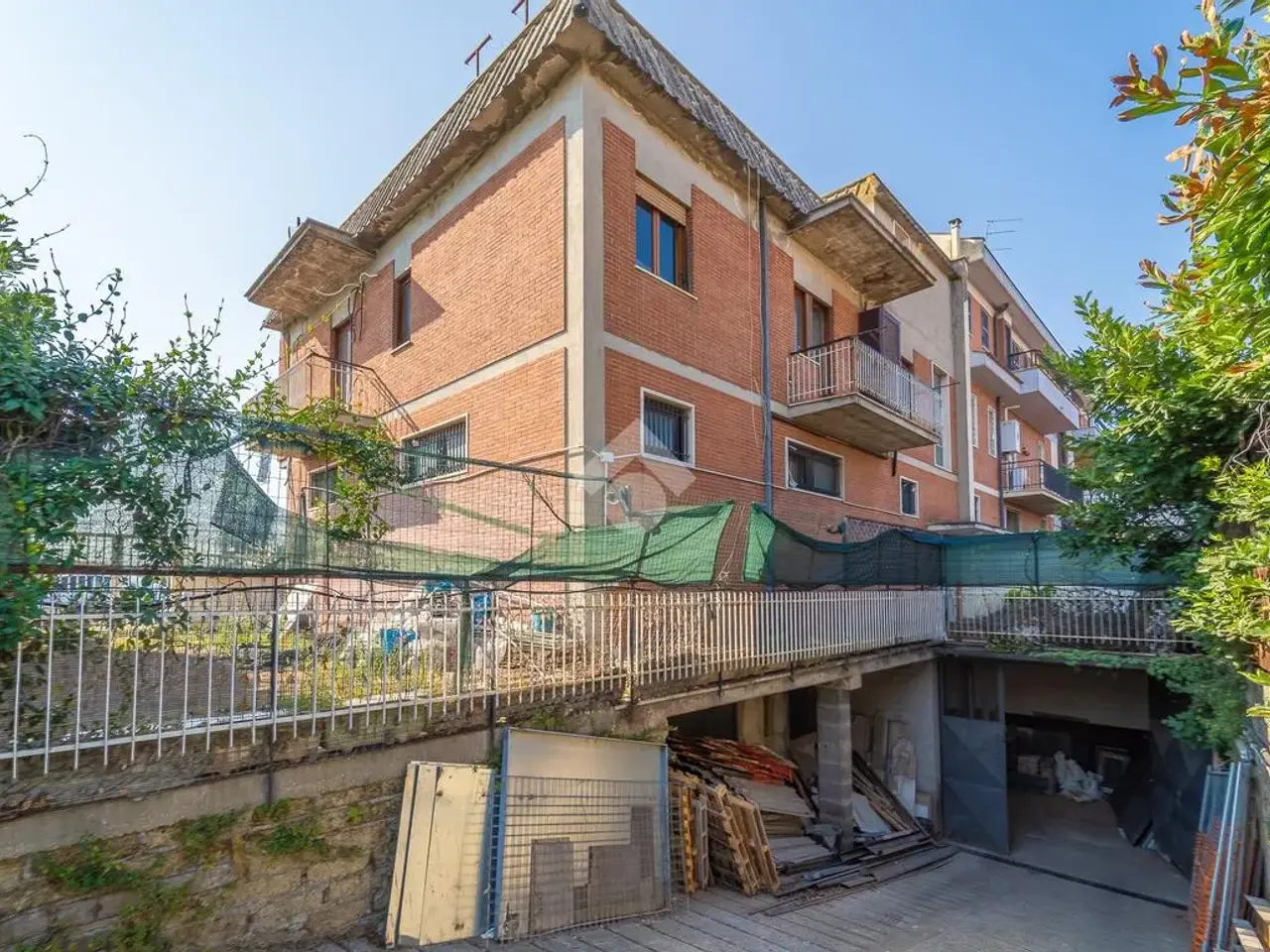 Magazzino in Via Massa di San Giuliano 270, Roma, {3} - Foto 2