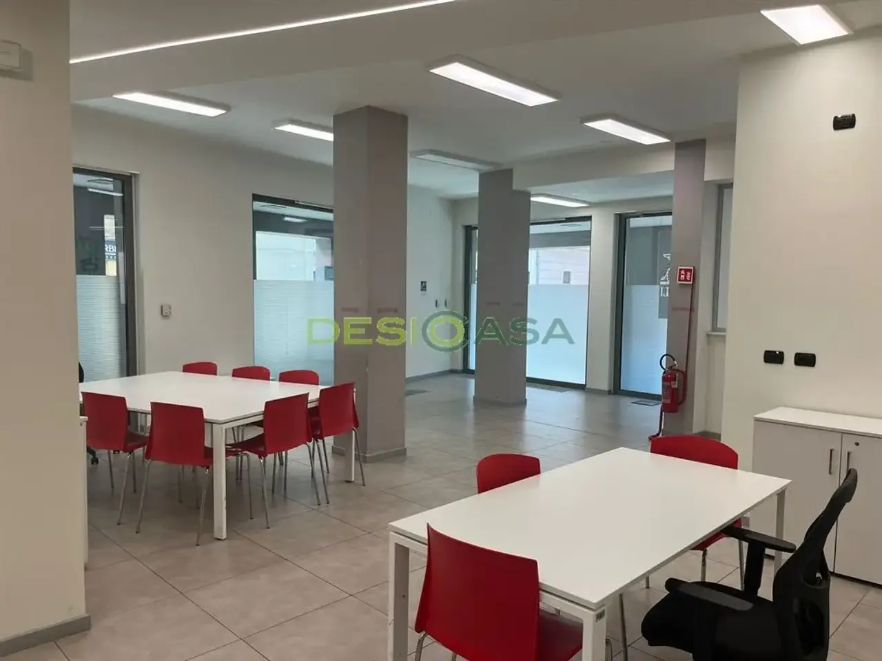 Ufficio in Via Garibaldi 59, Desio, {3} - Foto 1