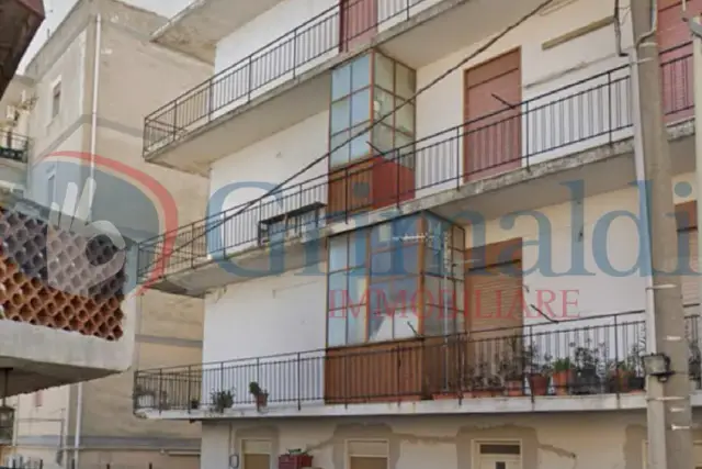 Dreizimmerwohnung in Via Roccamotore  9, Messina - Foto 1