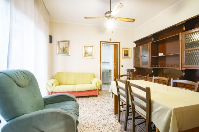 3-room flat in Via Achille Grandi, Inzago - Photo 1