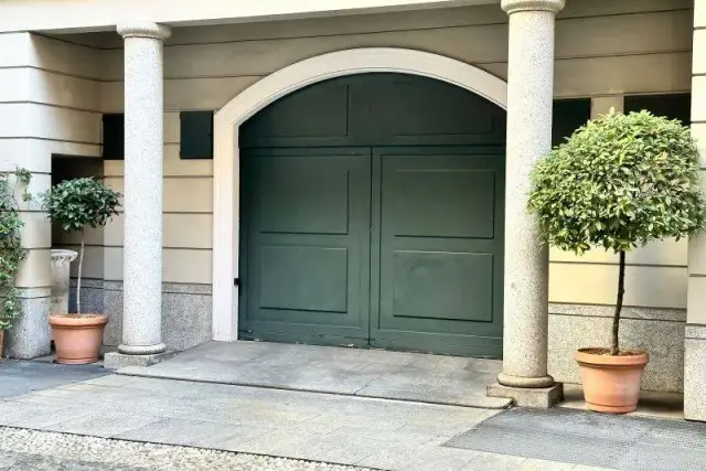 Posto auto in Corso di Porta Romana 55, Milano - Foto 1